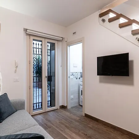 Semesterbostad L'angolo Della Torre