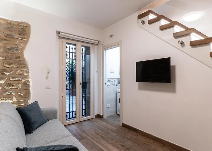 Semesterbostad L'angolo Della Torre